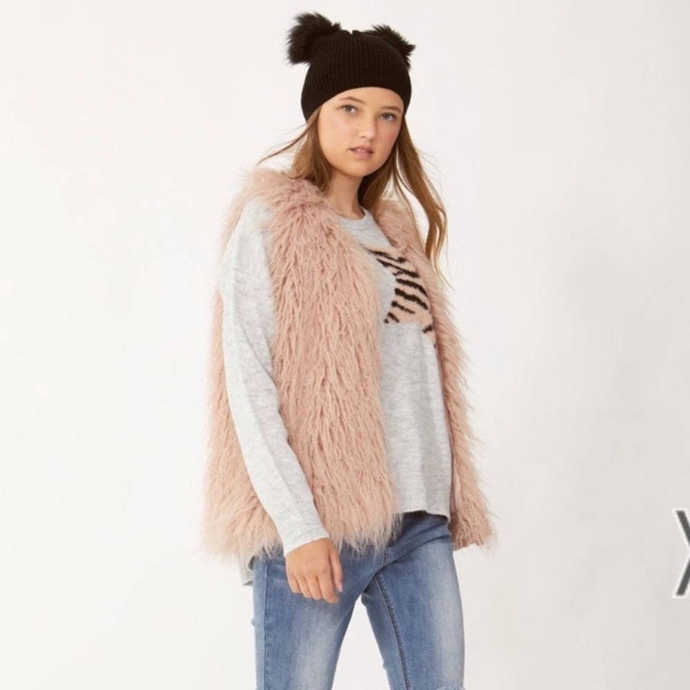 INC International Concepts faux fur vest